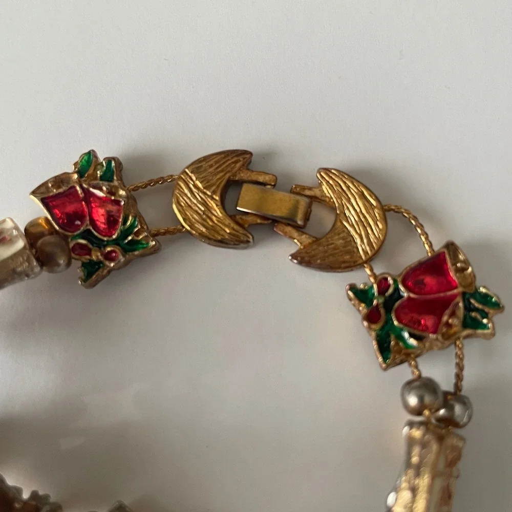 Vintage‎ SIGNED TOFA Slide Charm Bracelet Holiday Christmas Enamel & gold tone